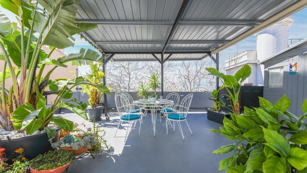 Monastiraki Factory Citycenter- Unspoiled Athens Apartments エクステリア 写真