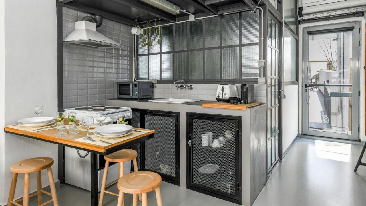 Monastiraki Factory Citycenter- Unspoiled Athens Apartments エクステリア 写真
