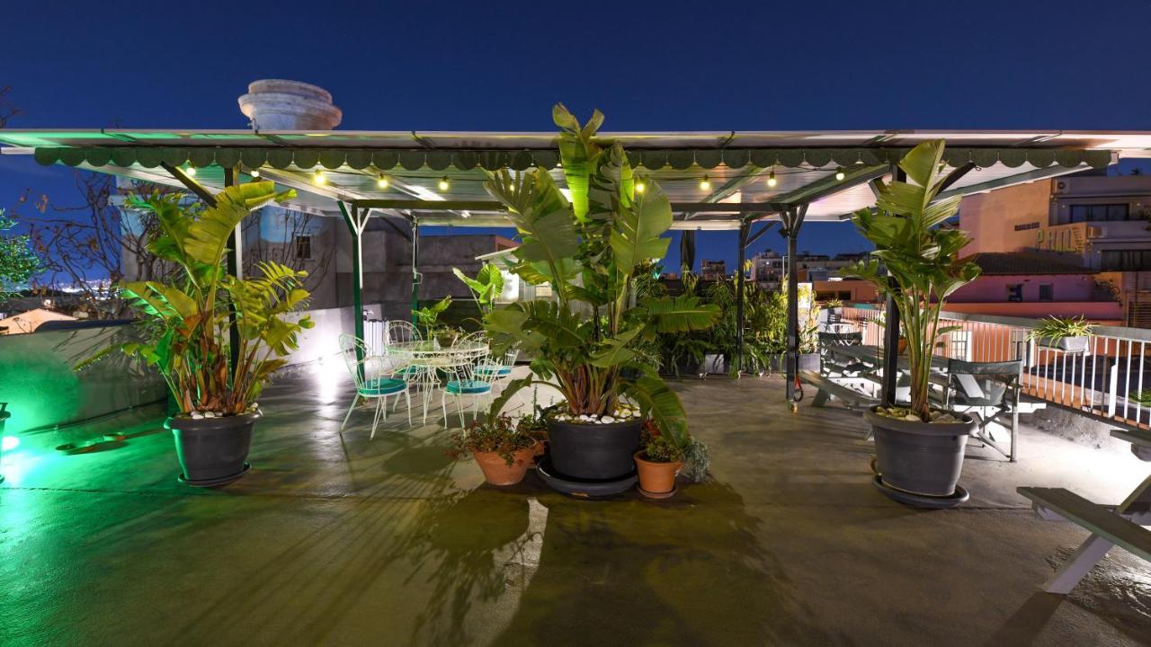 Monastiraki Factory Citycenter- Unspoiled Athens Apartments エクステリア 写真